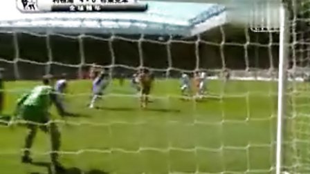 队在防守上 队在防守上